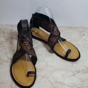 DVF Black and Brown Women's Toe Hook Sandals Size  7.5